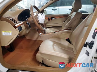 Zdjęcie 7 z 12 samochodu: 2008 MERCEDES-BENZ E 350 VIN:WDBUF56X08B296122 - miniatura