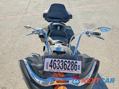 Piąte zdjęcie samochodu w środku: 2013 HARLEY-DAVIDSON FLTRX ROAD GLIDE CUSTOM VIN:1HD1KHM13DB692635 - miniatura