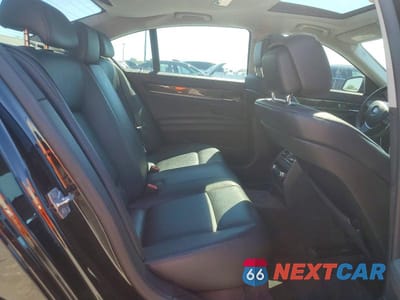 Zdjęcie 10 z 11 samochodu: 2012 BMW 740 I VIN:WBAKA4C57CC613317 - miniatura