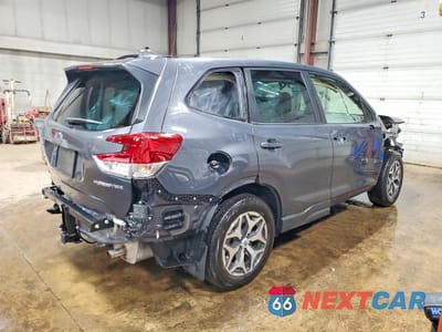 Trzecie zdjęcie samochodu z tyłu: 2023 SUBARU FORESTER PREMIUM VIN:JF2SKAEC8PH462427 - miniatura