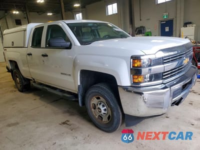 Czwarte zdjęcie samochodu z boku: 2017 CHEVROLET SILVERADO K2500 HEAVY DUTY VIN:1GC2KUEG3HZ149767 - miniatura