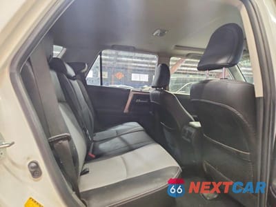 Zdjęcie 11 z 13 samochodu: 2016 TOYOTA 4RUNNER SR5 PREMIUM VIN:JTEBU5JR4G5388396 - miniatura