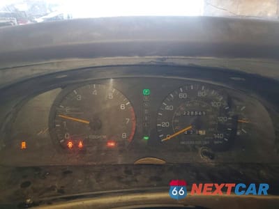 Zdjęcie 9 z 11 samochodu: 1994 TOYOTA CAMRY LE V6 VIN:4T1GK12W0RU027815 - miniatura