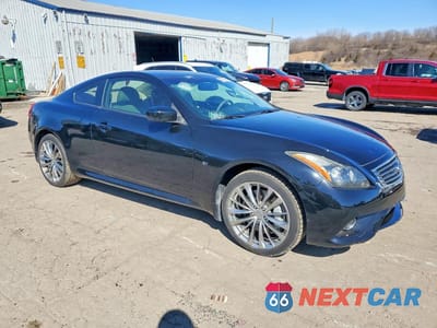 Czwarte zdjęcie samochodu z boku: 2015 INFINITI Q60 COUPE BASE VIN:JN1CV6EL1FM890467 - miniatura
