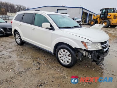 Czwarte zdjęcie samochodu z boku: 2019 DODGE JOURNEY SE VIN:3C4PDCBB0KT758378 - miniatura