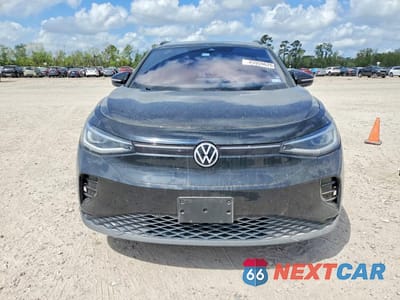 Piąte zdjęcie samochodu w środku: 2023 VOLKSWAGEN ID.4 PRO S VIN:1V2GNPE80PC003401 - miniatura