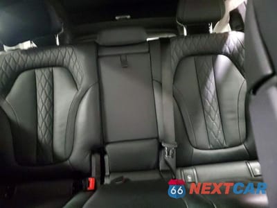 Zdjęcie 10 z 12 samochodu: 2022 BMW X7 XDRIVE40I VIN:5UXCW2C04N9J30464 - miniatura