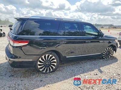Trzecie zdjęcie samochodu z tyłu: 2023 LINCOLN NAVIGATOR BLACK LABEL VIN:5LMJJ2TG9PEL07646 - miniatura