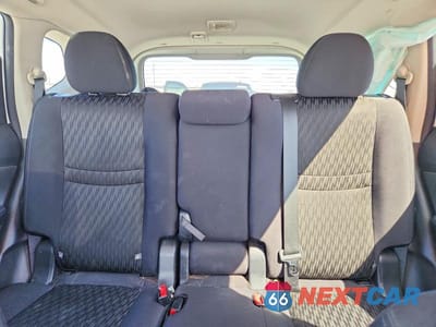 Zdjęcie 10 z 14 samochodu: 2019 NISSAN ROGUE SV VIN:5N1AT2MT4KC766189 - miniatura
