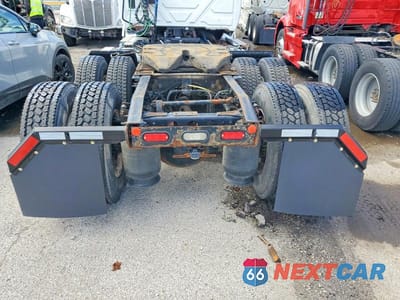 Zdjęcie 6 z 10 samochodu: 2019 INTERNATIONAL LT625 VIN:3HCDZTZR8KL566491 - miniatura