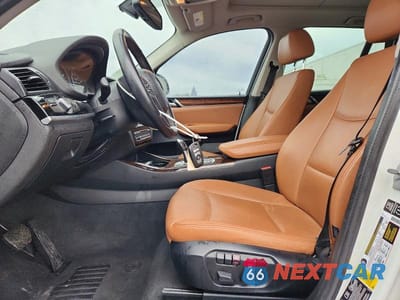 Zdjęcie 7 z 12 samochodu: 2015 BMW X3 XDRIVE28I VIN:5UXWX9C54F0D53983 - miniatura