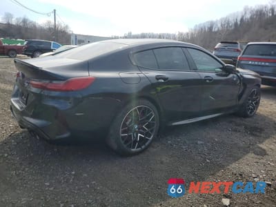 Trzecie zdjęcie samochodu z tyłu: 2025 BMW M8 VIN:WBSGV0C0XSCT98534 - miniatura