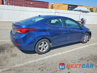 Trzecie zdjęcie samochodu z tyłu: 2015 HYUNDAI ELANTRA SE VIN:5NPDH4AE3FH581596 - miniatura