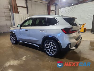 Drugie zdjęcie samochodu z przodu: 2023 BMW X1 XDRIVE28I VIN:WBX73EF07P5X75650 - miniatura