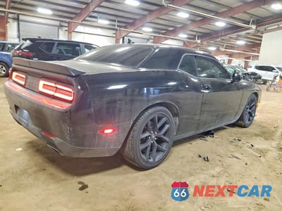 Trzecie zdjęcie samochodu z tyłu: 2021 DODGE CHALLENGER GT VIN:2C3CDZJG7MH674220 - miniatura