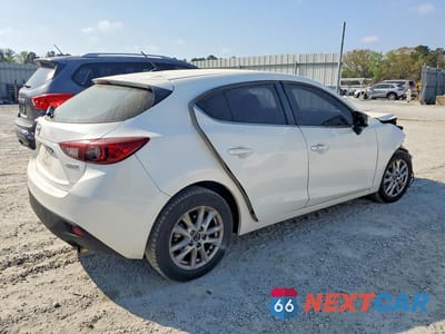 Trzecie zdjęcie samochodu z tyłu: 2016 MAZDA 3 TOURING VIN:3MZBM1L75GM325081 - miniatura