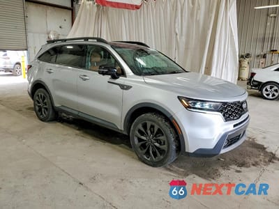 Czwarte zdjęcie samochodu z boku: 2021 KIA SORENTO SX PRESTIGE X-LINE VIN:5XYRKDLF2MG016130 - miniatura