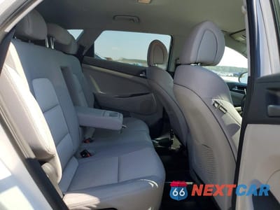 Zdjęcie 11 z 13 samochodu: 2017 HYUNDAI TUCSON SE VIN:KM8J33A43HU402688 - miniatura