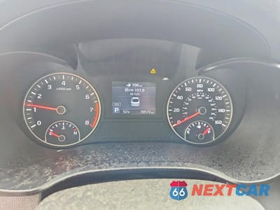 Zdjęcie 9 z 13 samochodu: 2019 KIA OPTIMA LX VIN:5XXGT4L30KG312212 - miniatura