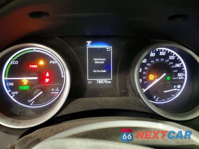Zdjęcie 9 z 12 samochodu: 2022 TOYOTA CAMRY HYBRID LE VIN:4T1C31AKXNU581464 - miniatura