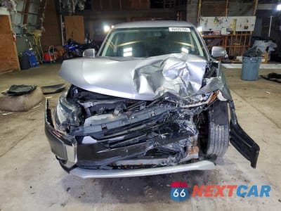 Piąte zdjęcie samochodu w środku: 2016 MITSUBISHI OUTLANDER SE VIN:JA4AZ3A34GZ021194 - miniatura