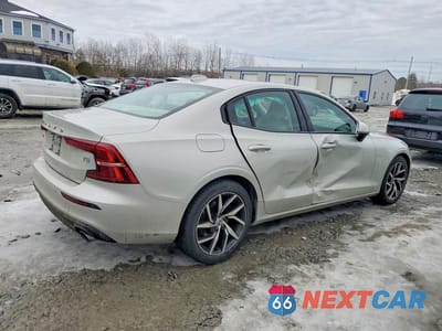 Trzecie zdjęcie samochodu z tyłu: 2020 VOLVO S60 T5 MOMENTUM VIN:7JR102FK9LG063801 - miniatura