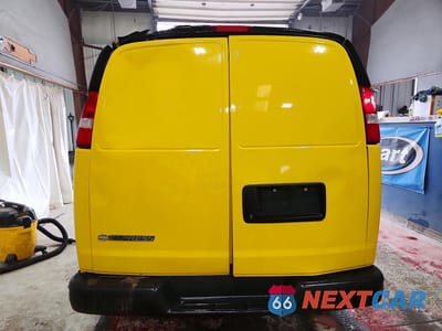 Zdjęcie 6 z 12 samochodu: 2023 CHEVROLET EXPRESS G2500 VIN:1GCWGAFP8P1107446 - miniatura