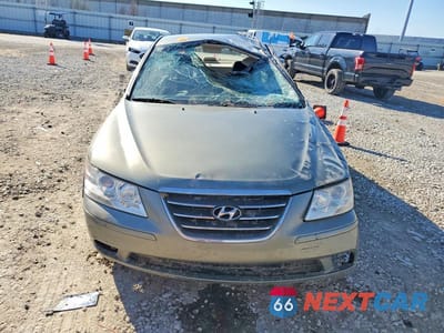 Piąte zdjęcie samochodu w środku: 2010 HYUNDAI SONATA GLS VIN:5NPET4AC9AH659485 - miniatura
