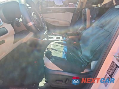 Zdjęcie 7 z 13 samochodu: 2018 KIA SORENTO LX VIN:5XYPG4A31JG422977 - miniatura