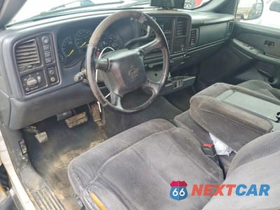 Zdjęcie 8 z 11 samochodu: 1999 CHEVROLET SILVERADO K2500 VIN:1GCGK29U8XE221742 - miniatura