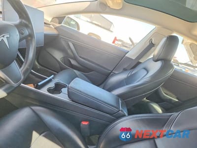 Zdjęcie 8 z 12 samochodu: 2019 TESLA MODEL 3 VIN:5YJ3E1EA0KF400182 - miniatura
