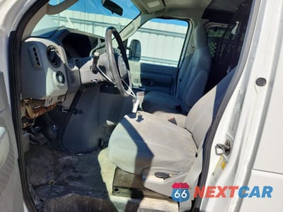 Zdjęcie 7 z 12 samochodu: 2014 FORD E150 UTILITY / SERVICE VAN VIN:1FTNE1EW1EDB06290 - miniatura