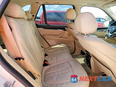 Zdjęcie 11 z 14 samochodu: 2015 BMW X5 SDRIVE35I VIN:5UXKR2C54F0H40467 - miniatura
