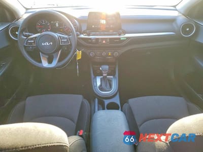 Zdjęcie 8 z 12 samochodu: 2023 KIA FORTE LXS VIN:3KPF24AD1PE613596 - miniatura