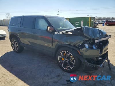 Czwarte zdjęcie samochodu z boku: 2023 RIVIAN R1S LAUNCH EDITION VIN:7PDSGABLXPN009490 - miniatura