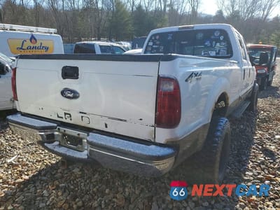 Trzecie zdjęcie samochodu z tyłu: 1999 FORD F250 SUPER DUTY VIN:1FTNW21F4XEE26483 - miniatura