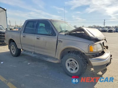 Czwarte zdjęcie samochodu z boku: 2001 FORD F150 SUPERCREW VIN:1FTRW08LX1KE47932 - miniatura