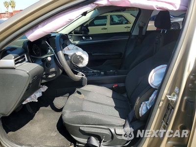 Zdjęcie 13 z 24 samochodu: 2022 KIA K5 LXS VIN:5XXG14J25NG092795 - miniatura