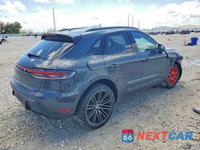 Trzecie zdjęcie samochodu z tyłu: 2025 PORSCHE MACAN BASE VIN:WP1AA2A57SLB04606 - miniatura