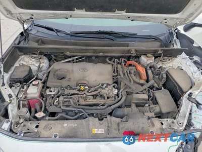 Zdjęcie 11 z 12 samochodu: 2022 TOYOTA RAV4 HYBRID SE VIN:JTM16RFV4NJ015628 - miniatura