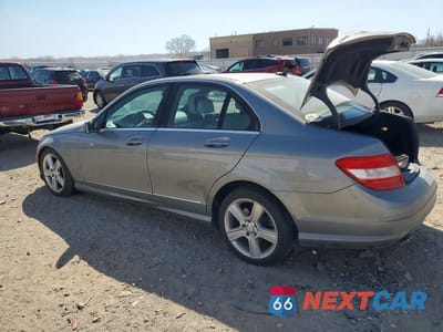 Drugie zdjęcie samochodu z przodu: 2011 MERCEDES-BENZ C 300 VIN:WDDGF5EB5BR136651 - miniatura