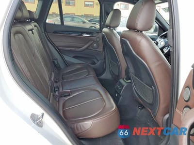 Zdjęcie 10 z 12 samochodu: 2017 BMW X1 XDRIVE28I VIN:WBXHT3C38H5F75002 - miniatura