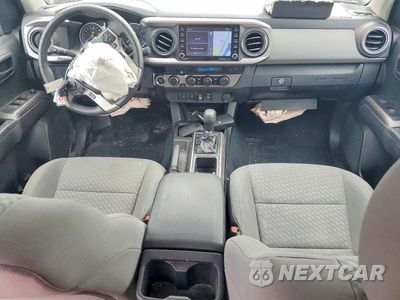 Zdjęcie 8 z 12 samochodu: 2023 TOYOTA TACOMA SR5 V6 VIN:3TMCZ5AN7PM548983 - miniatura