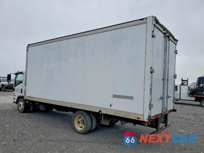 Drugie zdjęcie samochodu z przodu: 2011 ISUZU NQR BOX TRUCK VIN:JALE5W168B7901252 - miniatura
