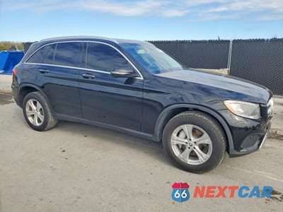 Czwarte zdjęcie samochodu z boku: 2018 MERCEDES-BENZ GLC 300 VIN:WDC0G4JB8JV062036 - miniatura