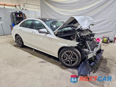 Czwarte zdjęcie samochodu z boku: 2021 MERCEDES-BENZ C 300 4MATIC VIN:W1KWF8EB6MR627844 - miniatura