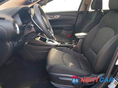 Zdjęcie 7 z 11 samochodu: 2021 KIA FORTE LXS VIN:3KPF24AD3ME358770 - miniatura