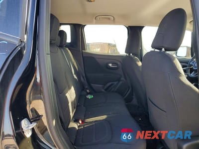 Zdjęcie 11 z 13 samochodu: 2021 JEEP RENEGADE LATITUDE VIN:ZACNJCBB5MPM23091 - miniatura