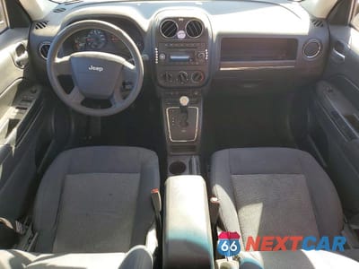 Zdjęcie 8 z 13 samochodu: 2009 JEEP PATRIOT SPORT VIN:1J4FT28A59D178528 - miniatura