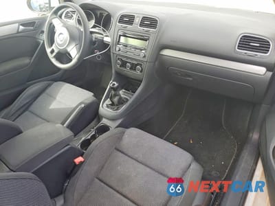 Zdjęcie 8 z 12 samochodu: 2013 VOLKSWAGEN GOLF VIN:WVWAB7AJ8DW094016 - miniatura